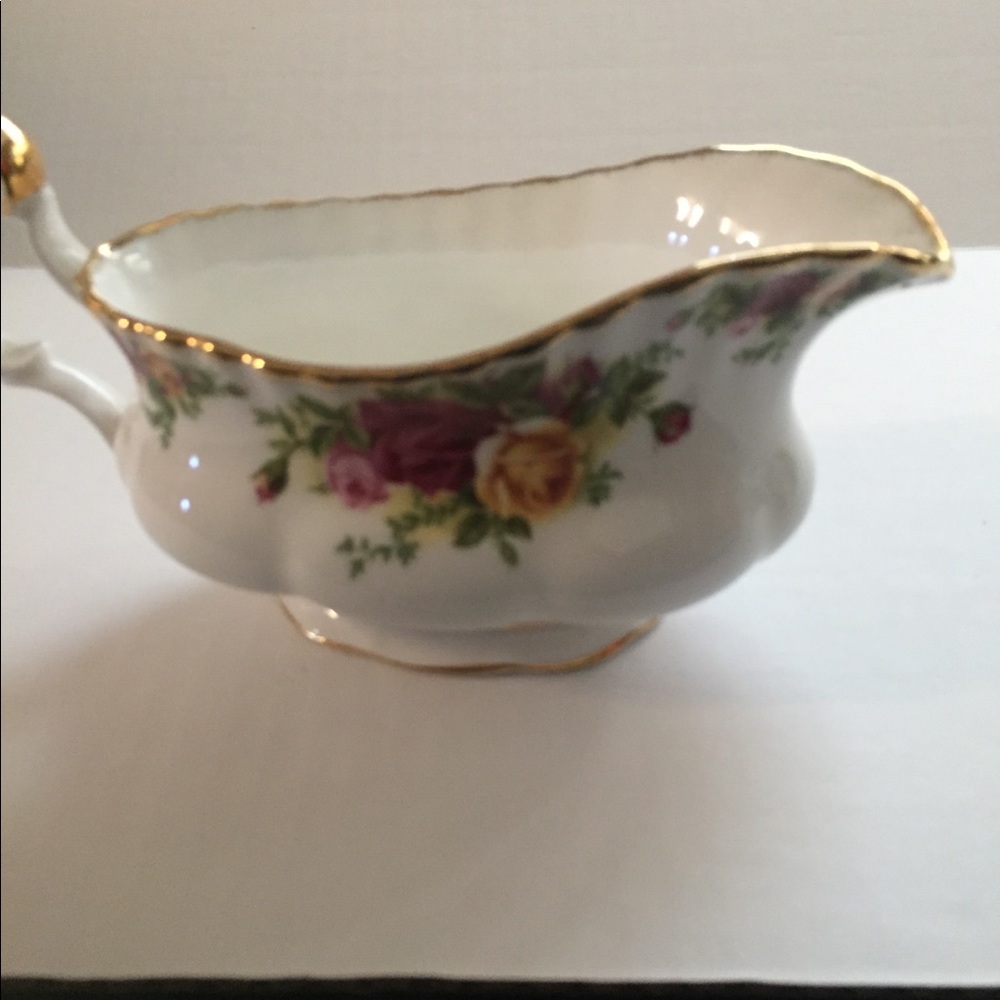 Royal Albert “Old Country Roses” china Gravy Boat.